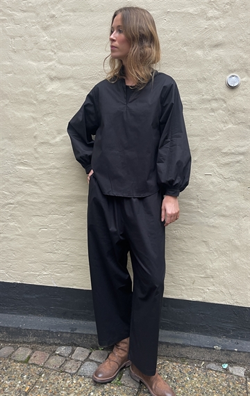 Soil Aarhus Eytelia Black Poplin